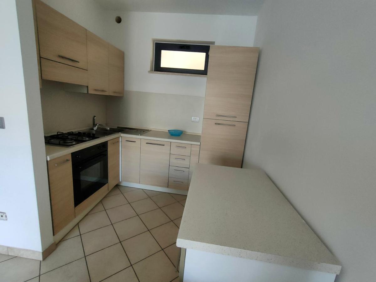 Appartamento con piscina Green Bay Village Pineto Esterno foto